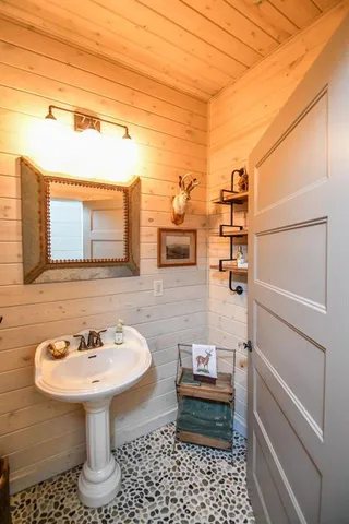 $649,000 | 1173 St Charles Place, Gainesville, GA 30501