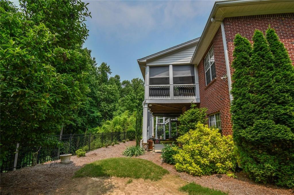 1173 St Charles Place Gainesville, GA 30501 - Photo 61 of 81