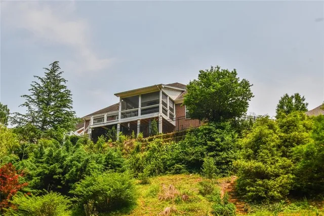 $649,000 | 1173 St Charles Place, Gainesville, GA 30501