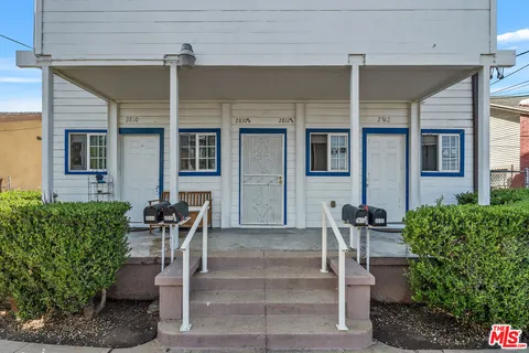 $1,075,000 | 2810 East 6th Street, Los Angeles, CA 90023