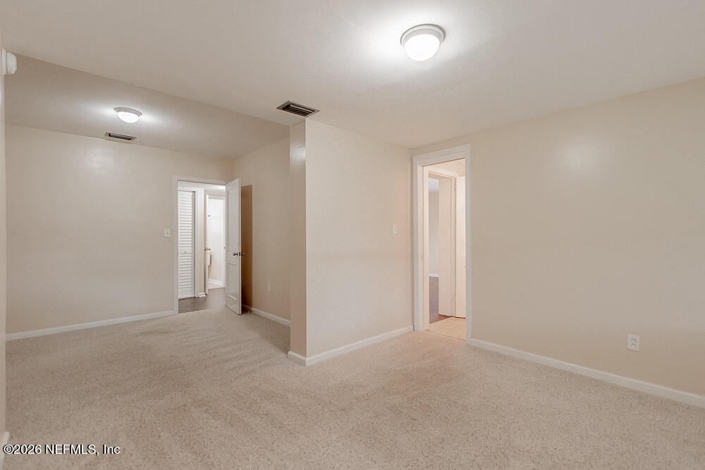 848 Glynlea Road Jacksonville, FL 32216 - Photo 13 of 32 20260723_glynlea_rd_1039