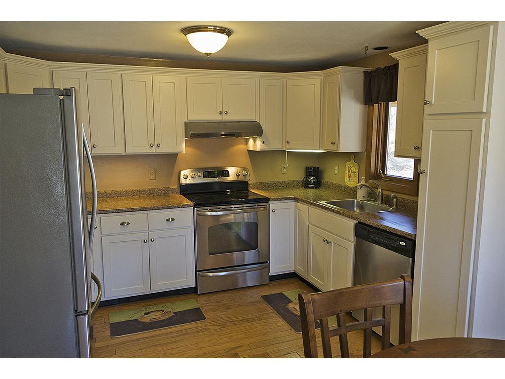 56 Pine Ridge Circle Sandown, NH 03873 - Photo 12 of 25 Gallery Image 12