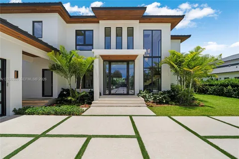 $5,995,000 | 6641 Southwest 85th Street, Miami, FL 33143