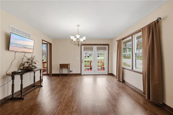 $369,900 | 223 Highway Tt N/a Oak Grove, Oak Grove, MO 64075