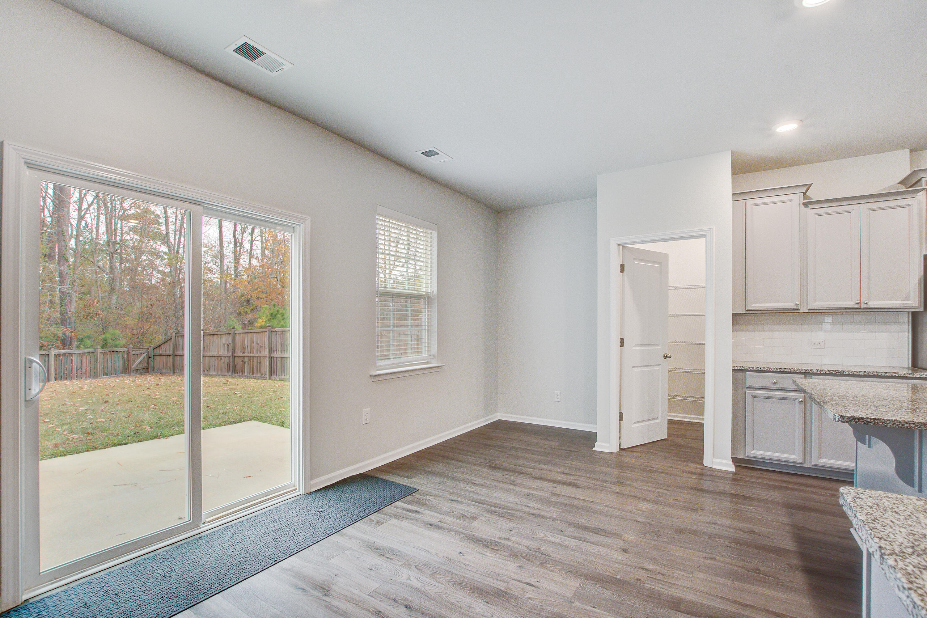 602 Mountain Laurel Circle Goose Creek, SC 29445 - Photo 11 of 31 602 (11)