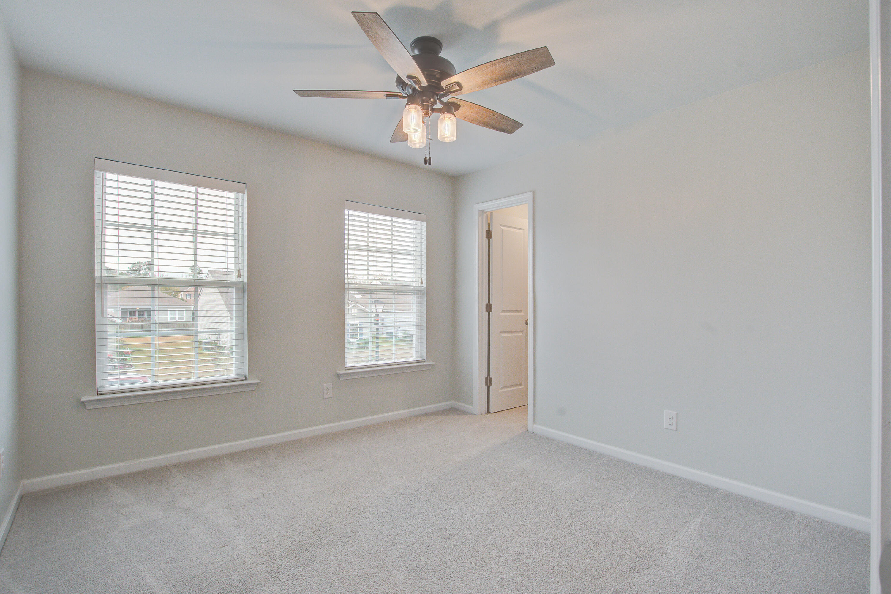 602 Mountain Laurel Circle Goose Creek, SC 29445 - Photo 20 of 31 602 (20)