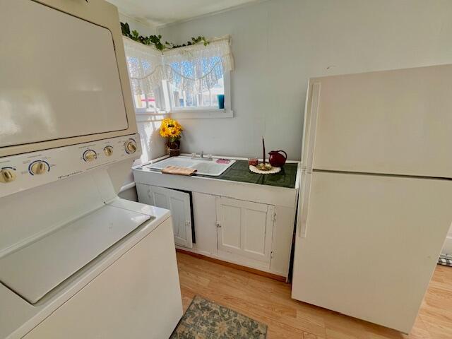 32 2nd Street Lancaster, OH 43130 - Photo 14 of 23 Kitchen