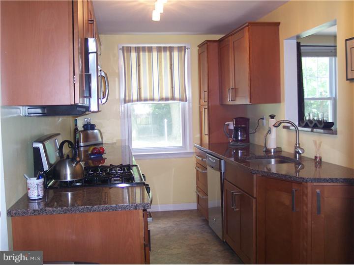 466 Jacksonville Road Hatboro, PA 19040 - Photo 11 of 24 Kitchen