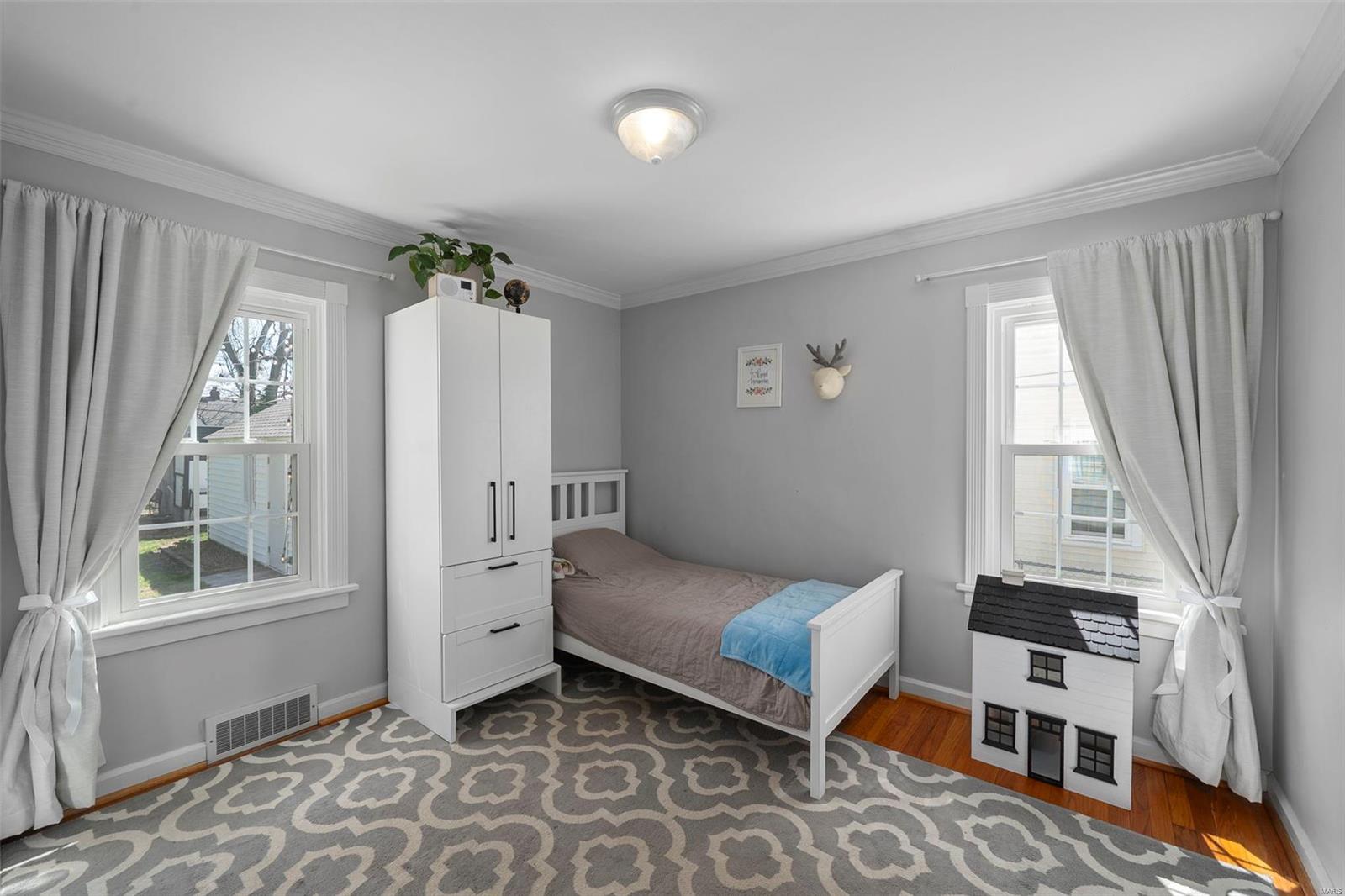 2820 Manderly Drive St. Louis, MO 63144 - Photo 19 of 51