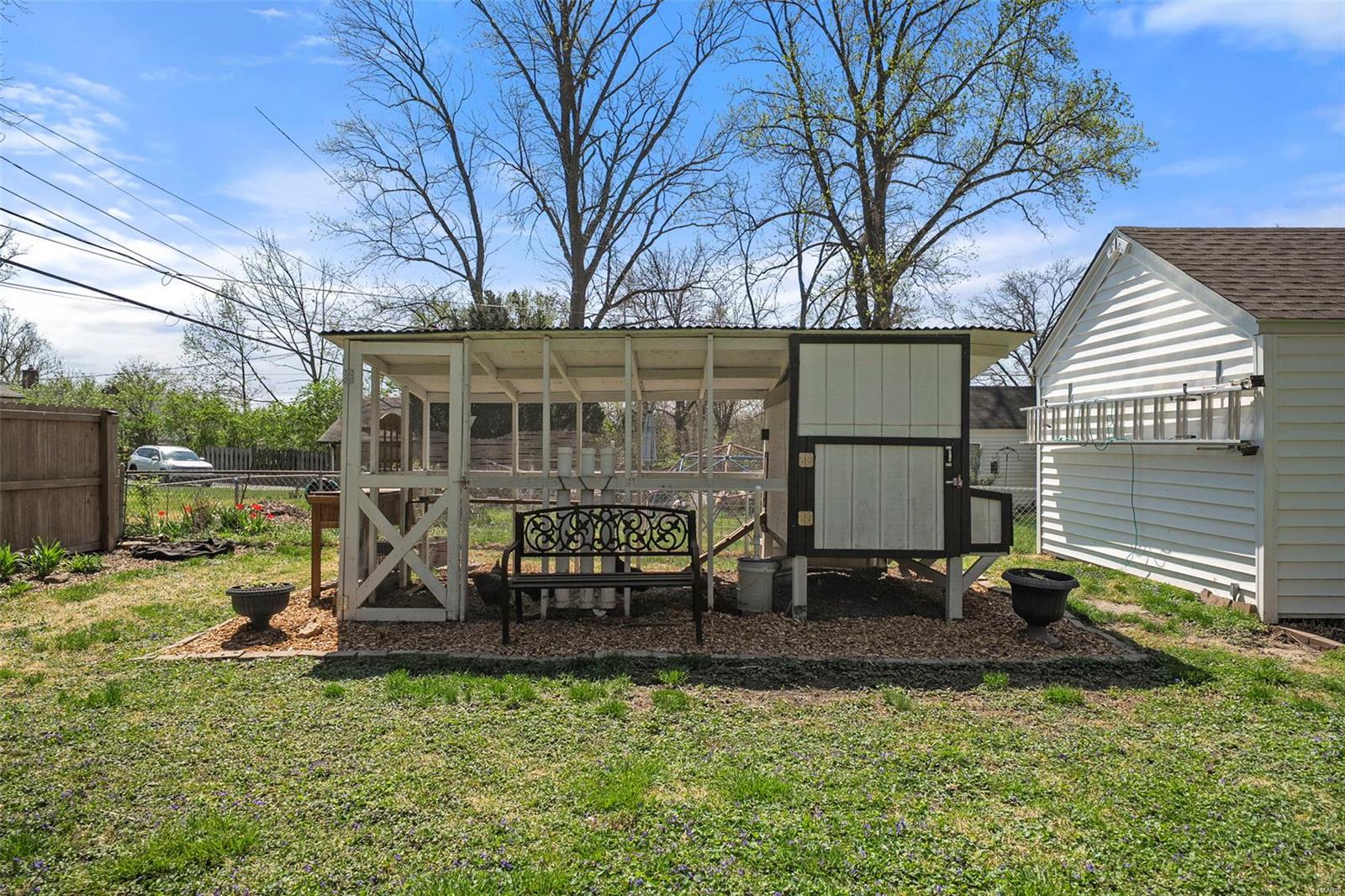 2820 Manderly Drive St. Louis, MO 63144 - Photo 38 of 51