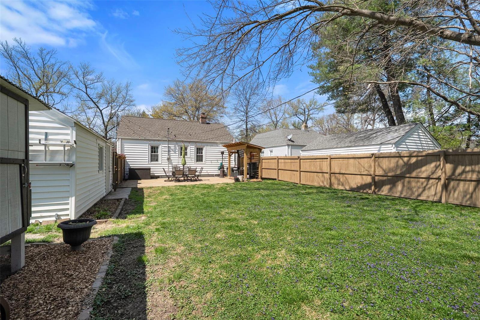 2820 Manderly Drive St. Louis, MO 63144 - Photo 40 of 51