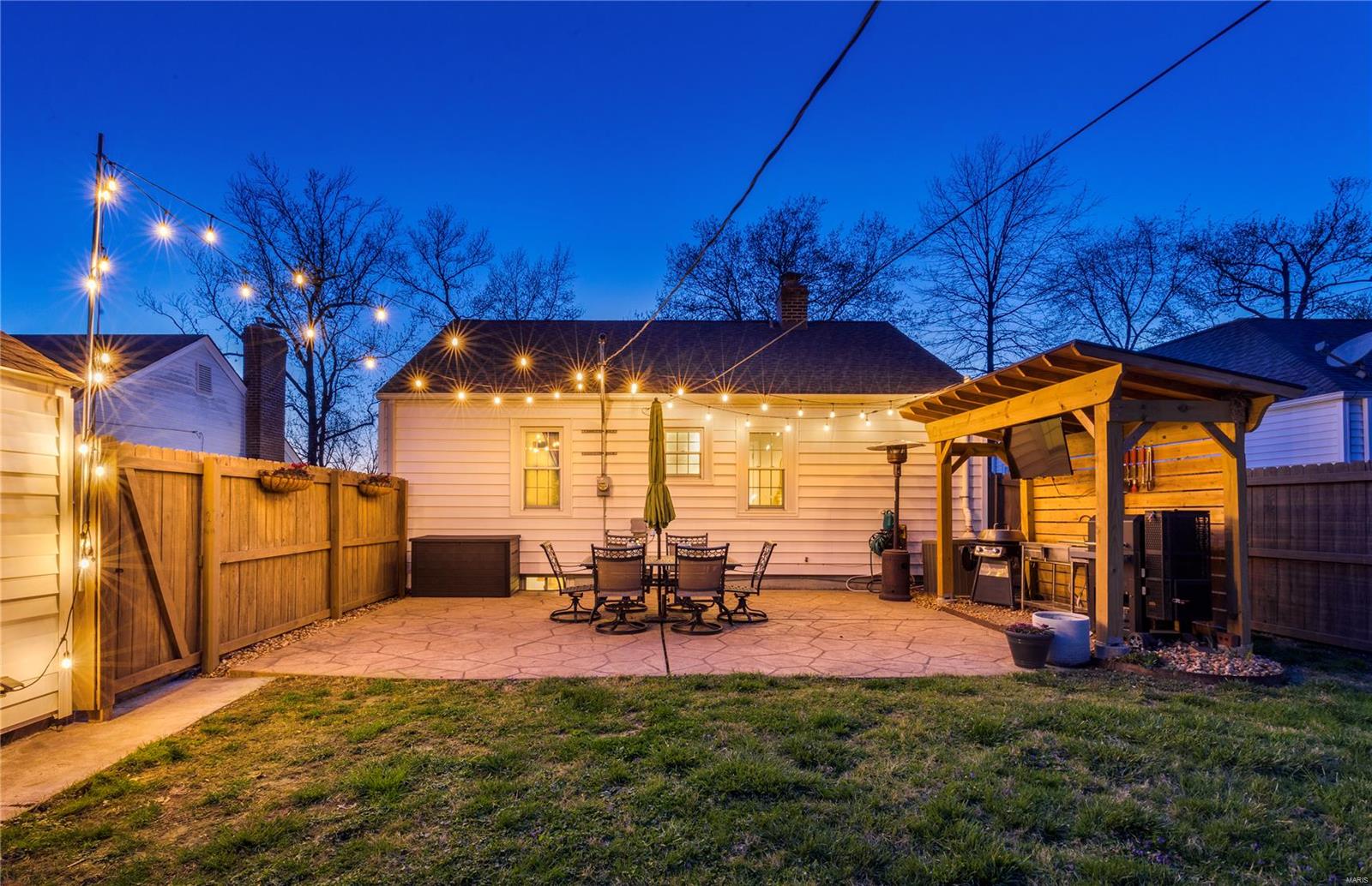 2820 Manderly Drive St. Louis, MO 63144 - Photo 50 of 51