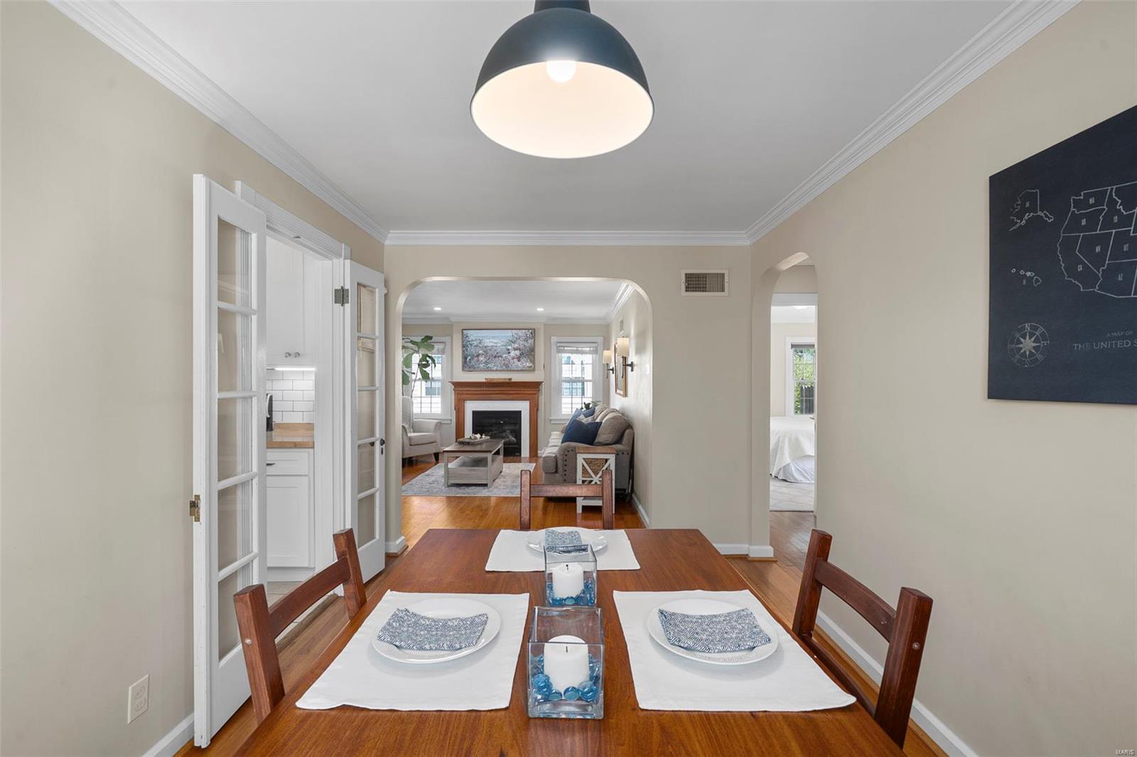 2820 Manderly Drive St. Louis, MO 63144 - Photo 10 of 51