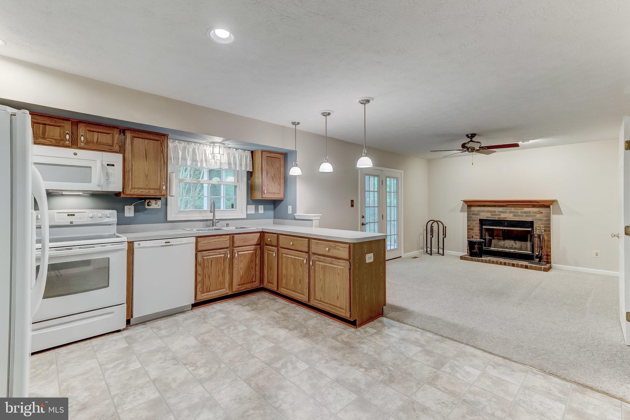 9516 Stoneoak Road Baltimore, MD 21236 - Photo 12 of 54