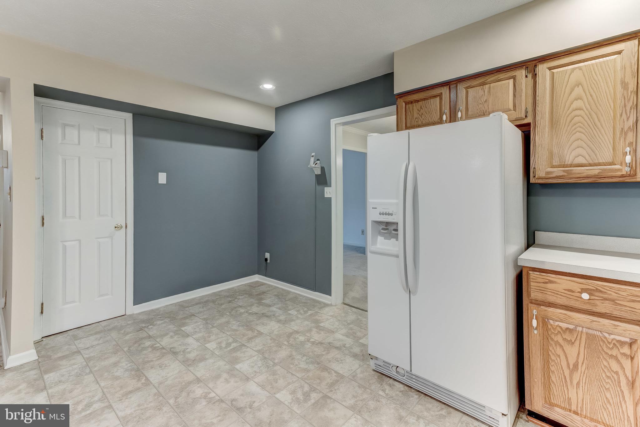 9516 Stoneoak Road Baltimore, MD 21236 - Photo 15 of 54