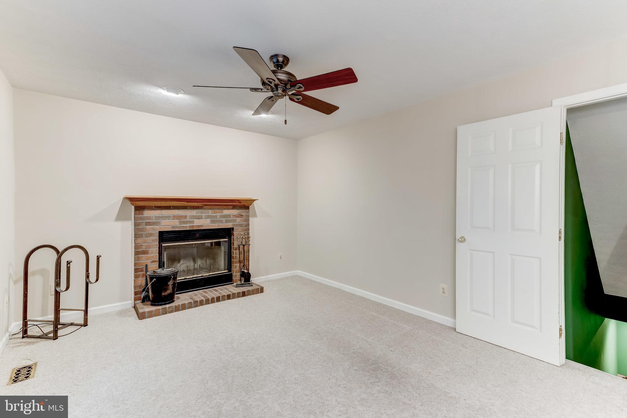 9516 Stoneoak Road Baltimore, MD 21236 - Photo 20 of 54
