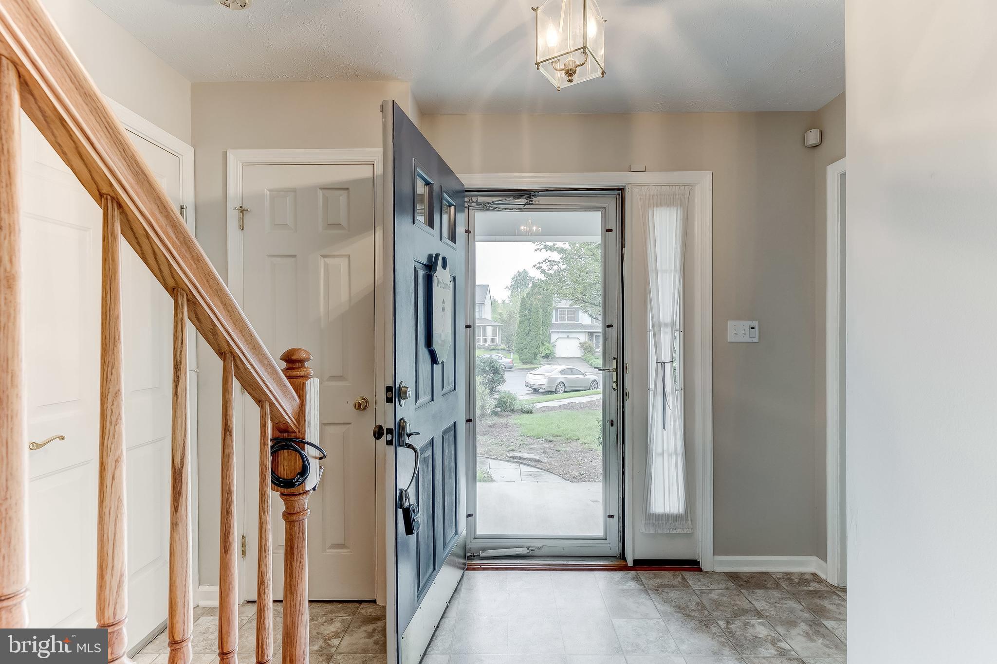 9516 Stoneoak Road Baltimore, MD 21236 - Photo 3 of 54