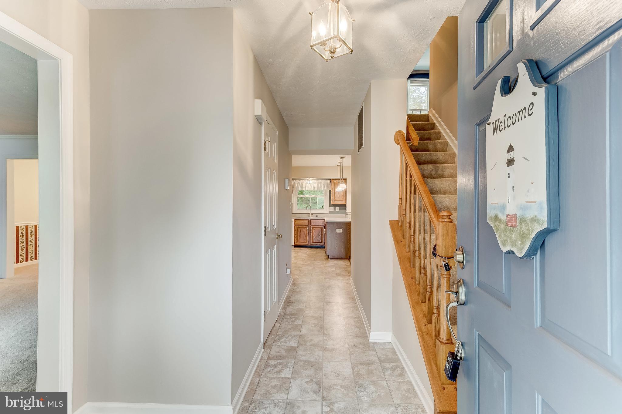 9516 Stoneoak Road Baltimore, MD 21236 - Photo 4 of 54