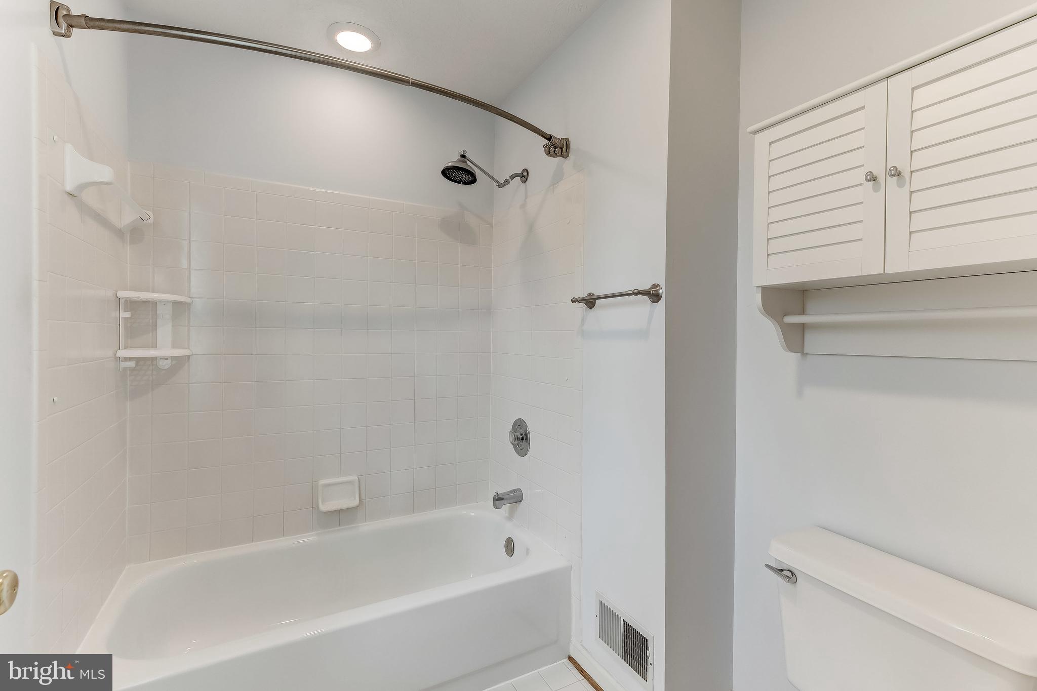 9516 Stoneoak Road Baltimore, MD 21236 - Photo 31 of 54