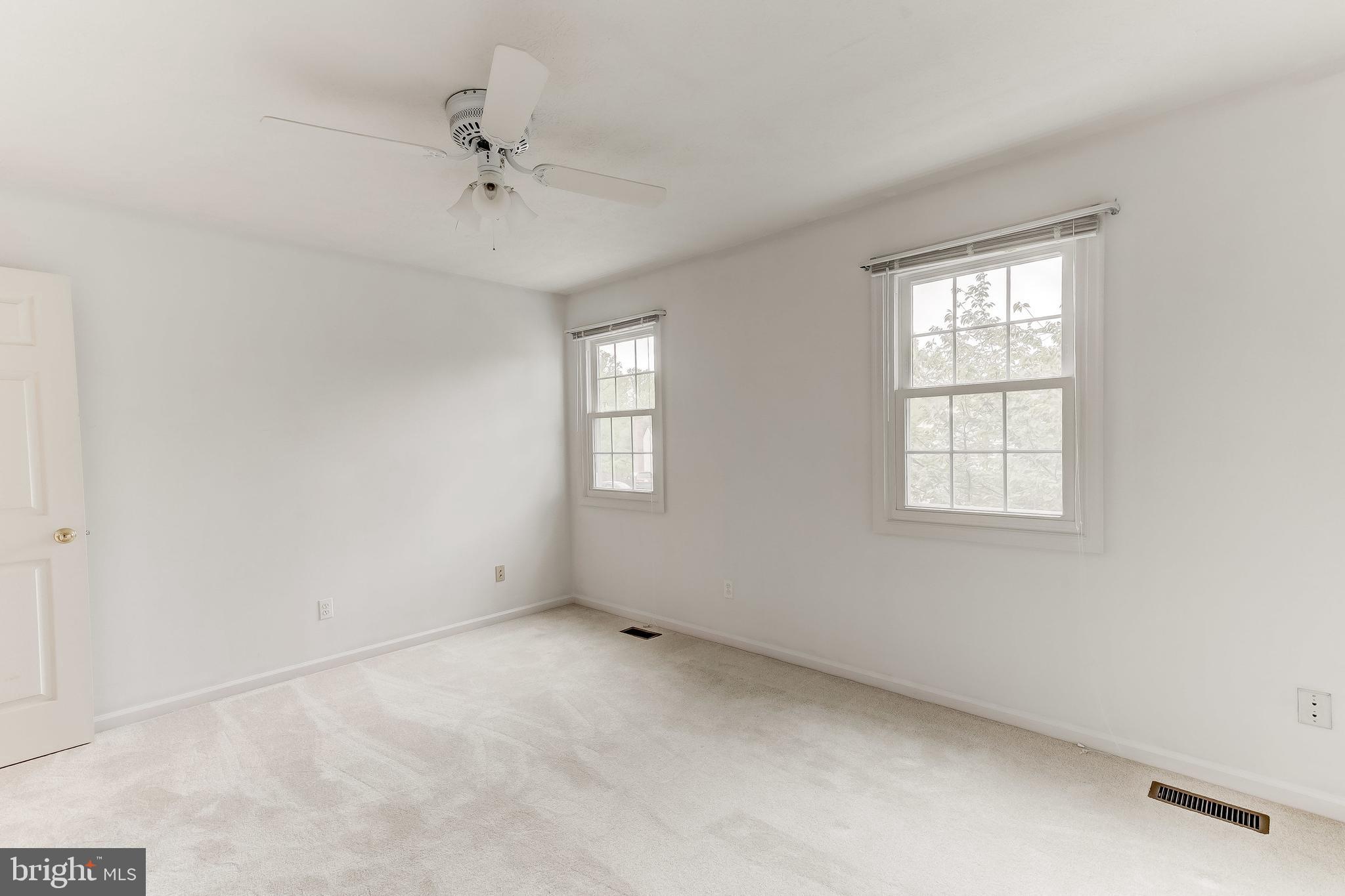 9516 Stoneoak Road Baltimore, MD 21236 - Photo 32 of 54