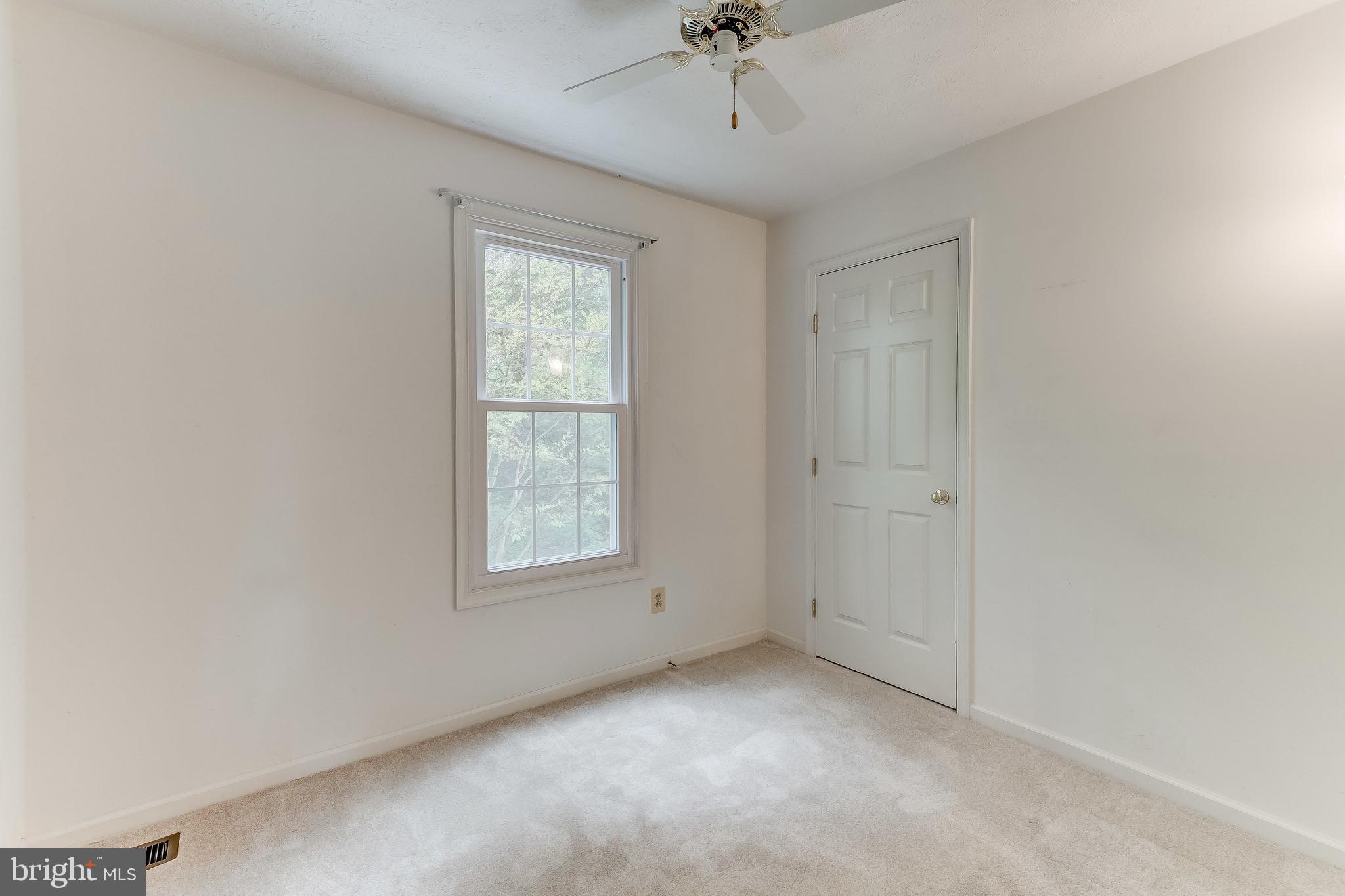 9516 Stoneoak Road Baltimore, MD 21236 - Photo 36 of 54