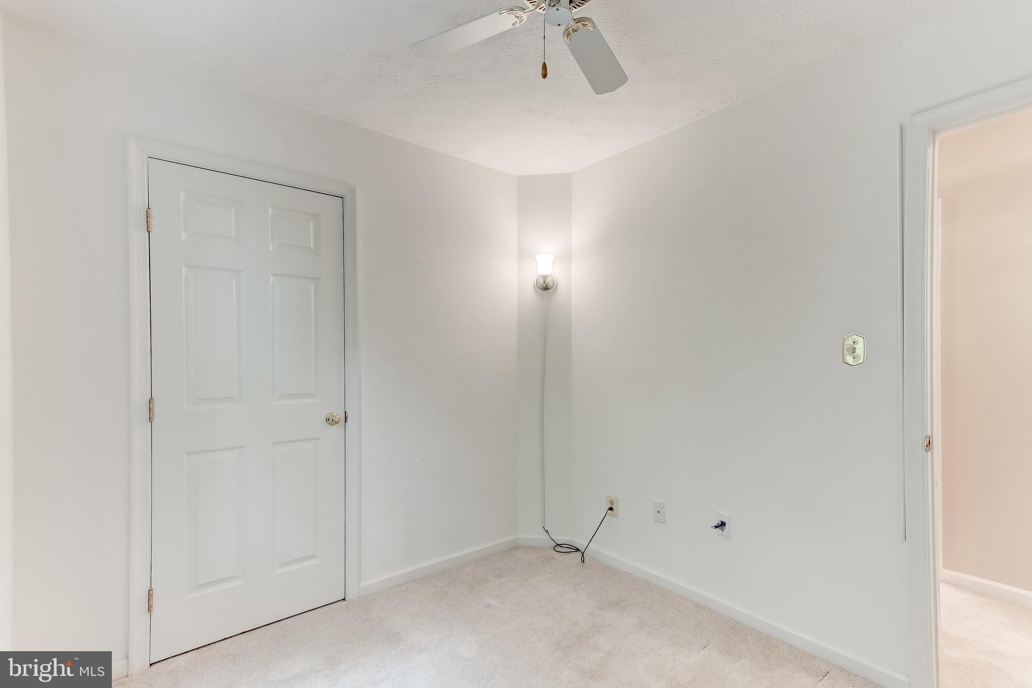 9516 Stoneoak Road Baltimore, MD 21236 - Photo 37 of 54