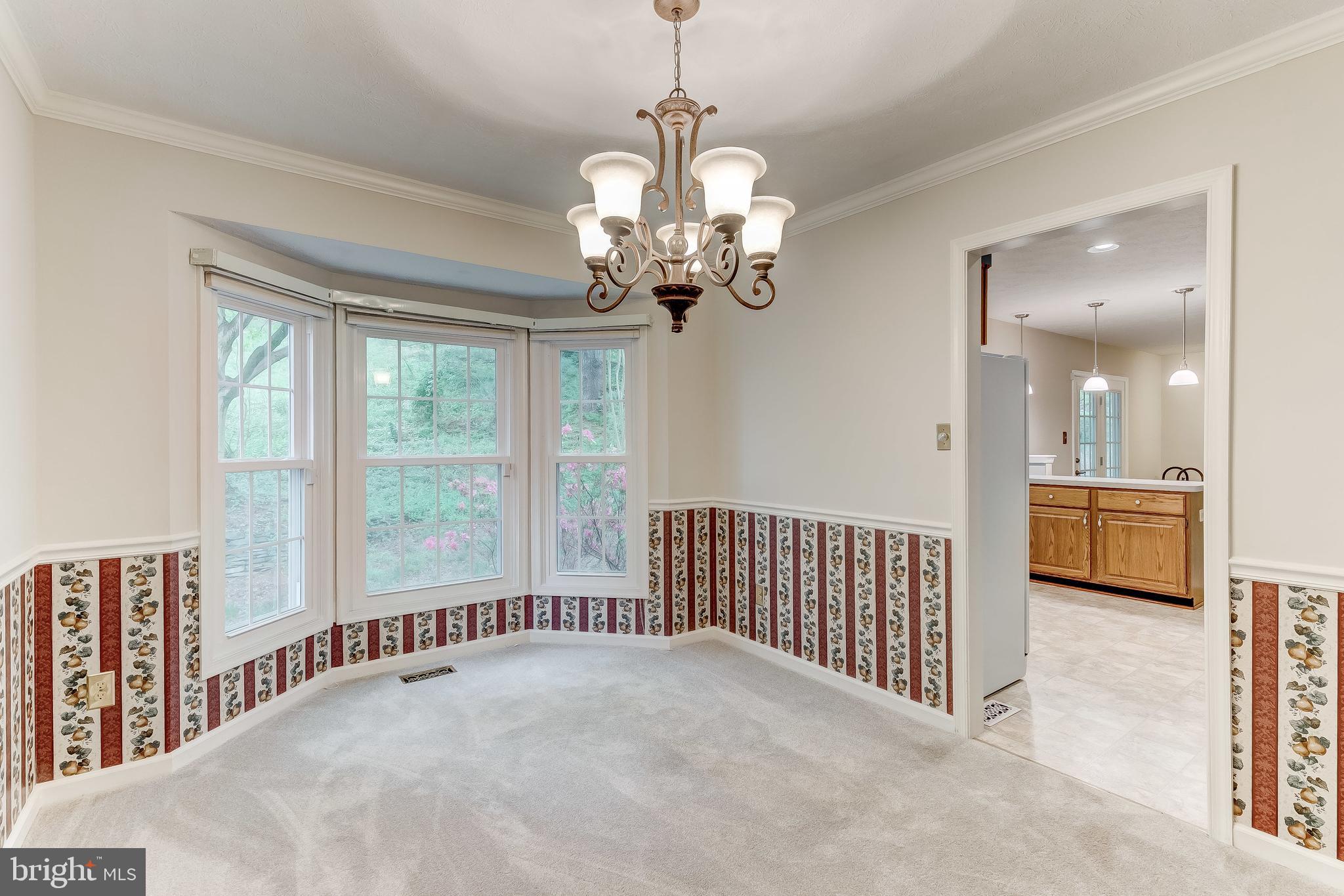 9516 Stoneoak Road Baltimore, MD 21236 - Photo 8 of 54