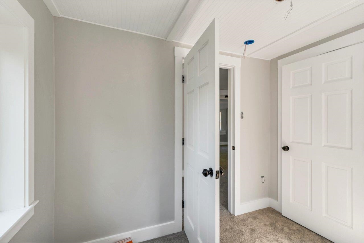 313 N Road Barnstead, NH 03225 - Photo 20 of 29