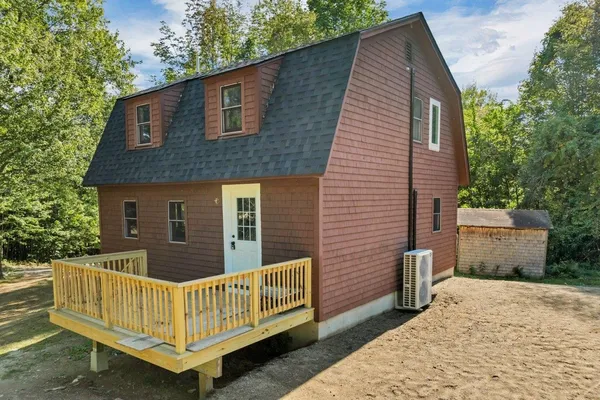 $499,900 | 313 N Road, Barnstead, NH 03225