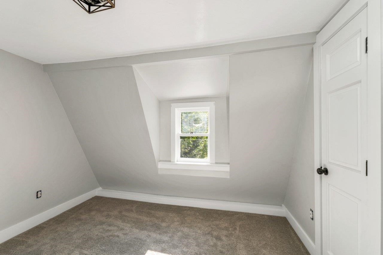313 N Road Barnstead, NH 03225 - Photo 23 of 29
