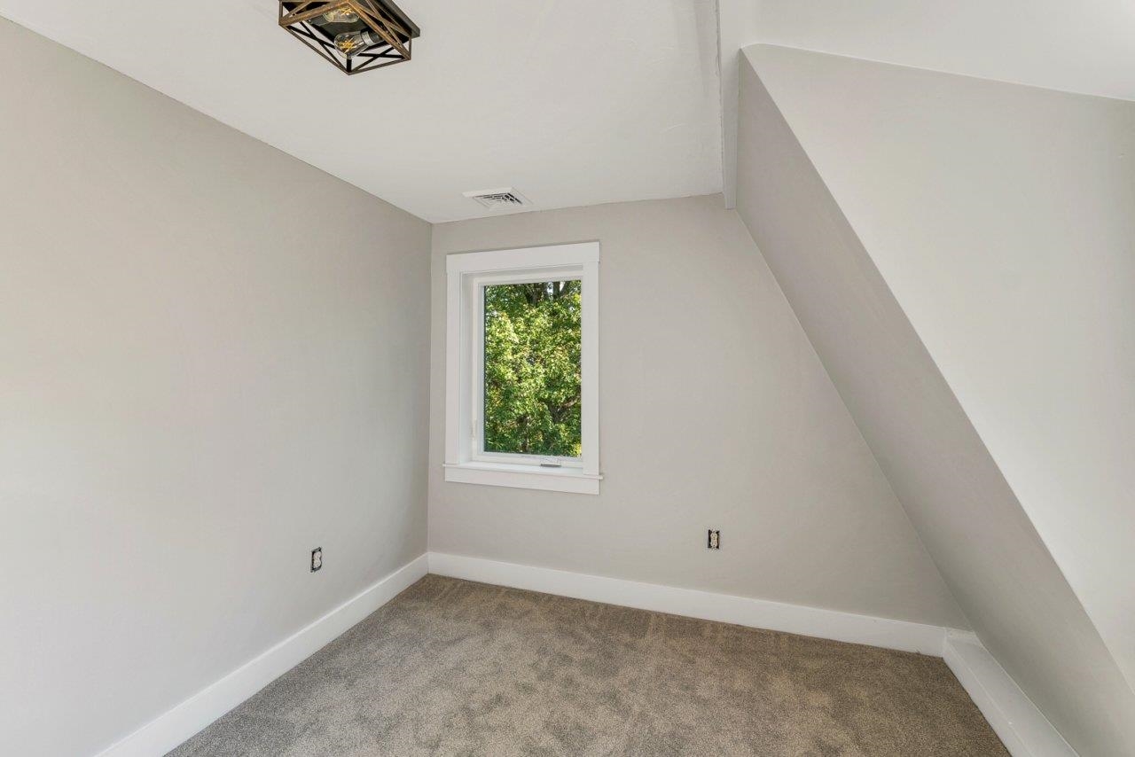 313 N Road Barnstead, NH 03225 - Photo 24 of 29