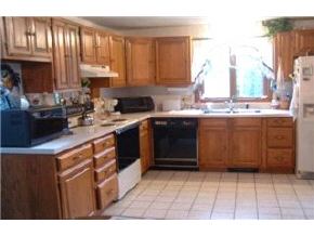 127 Stratham Heights Road Stratham, NH 03885 - Photo 4 of 5