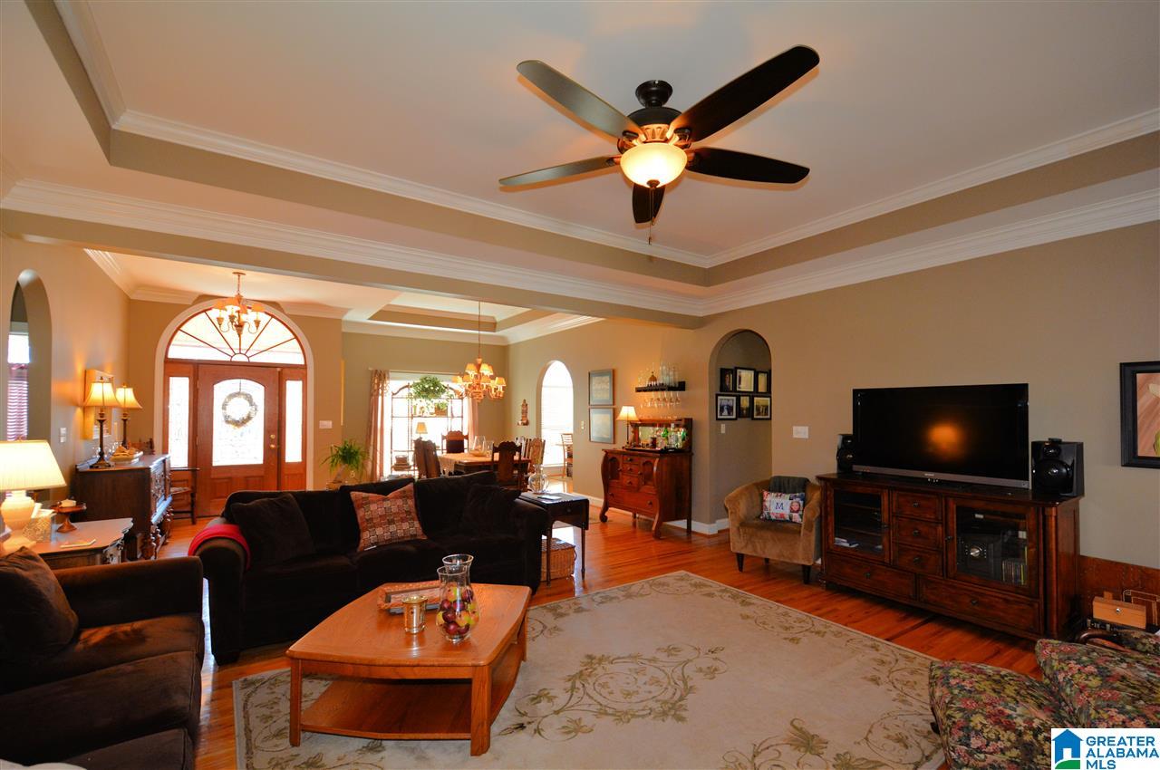 609 Meadow Ridge Drive Birmingham, AL 35242 - Photo 4 of 39