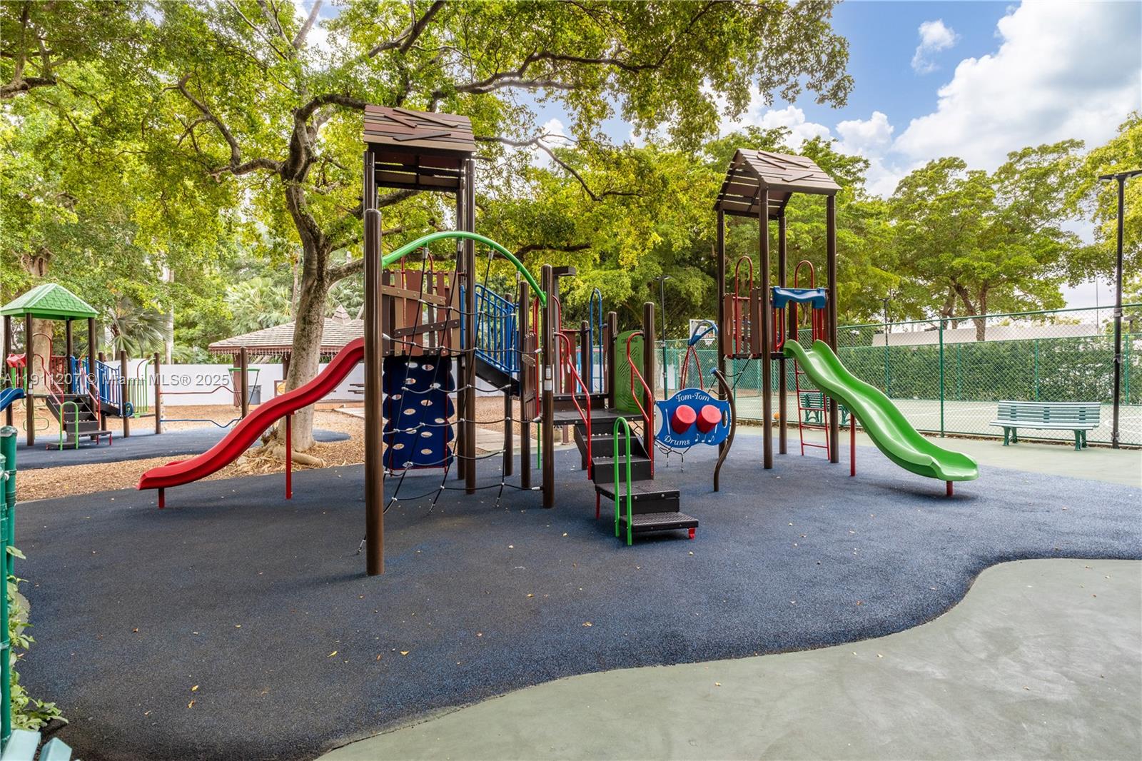 1000 Quayside Terrace, Unit 506 Miami, FL 33138 - Photo 37 of 42 a view of outdoor space with trampoline