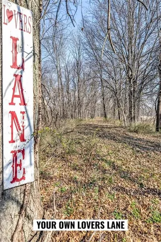 $830,000 | 14589 Northeast County Road 2763, Adrian, MO 64720