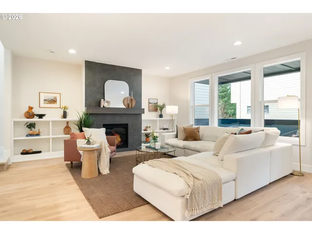 $975,000 | 2885 Northwest 114th Terrace, Portland, OR 97229