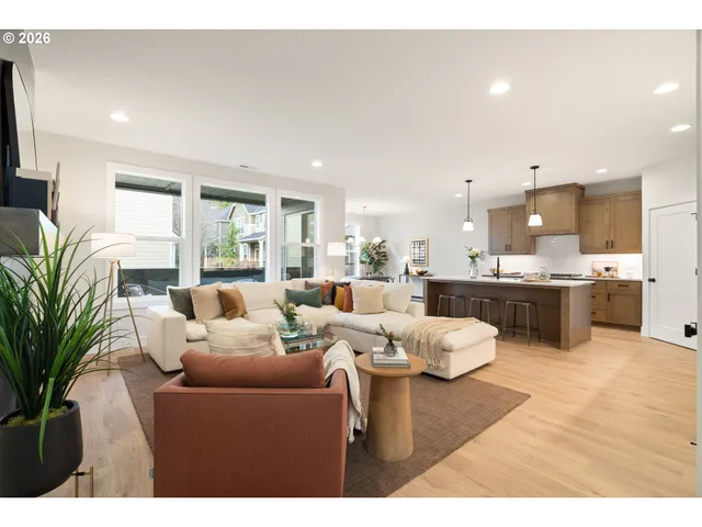 $975,000 | 2885 Northwest 114th Terrace, Portland, OR 97229