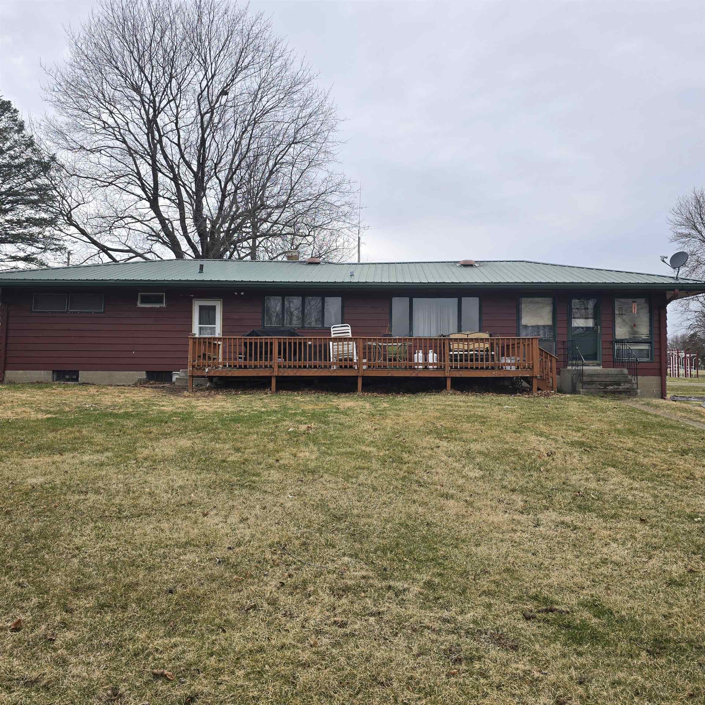 607 Garfield Street Leaf River, IL 61047 - Photo 5 of 25