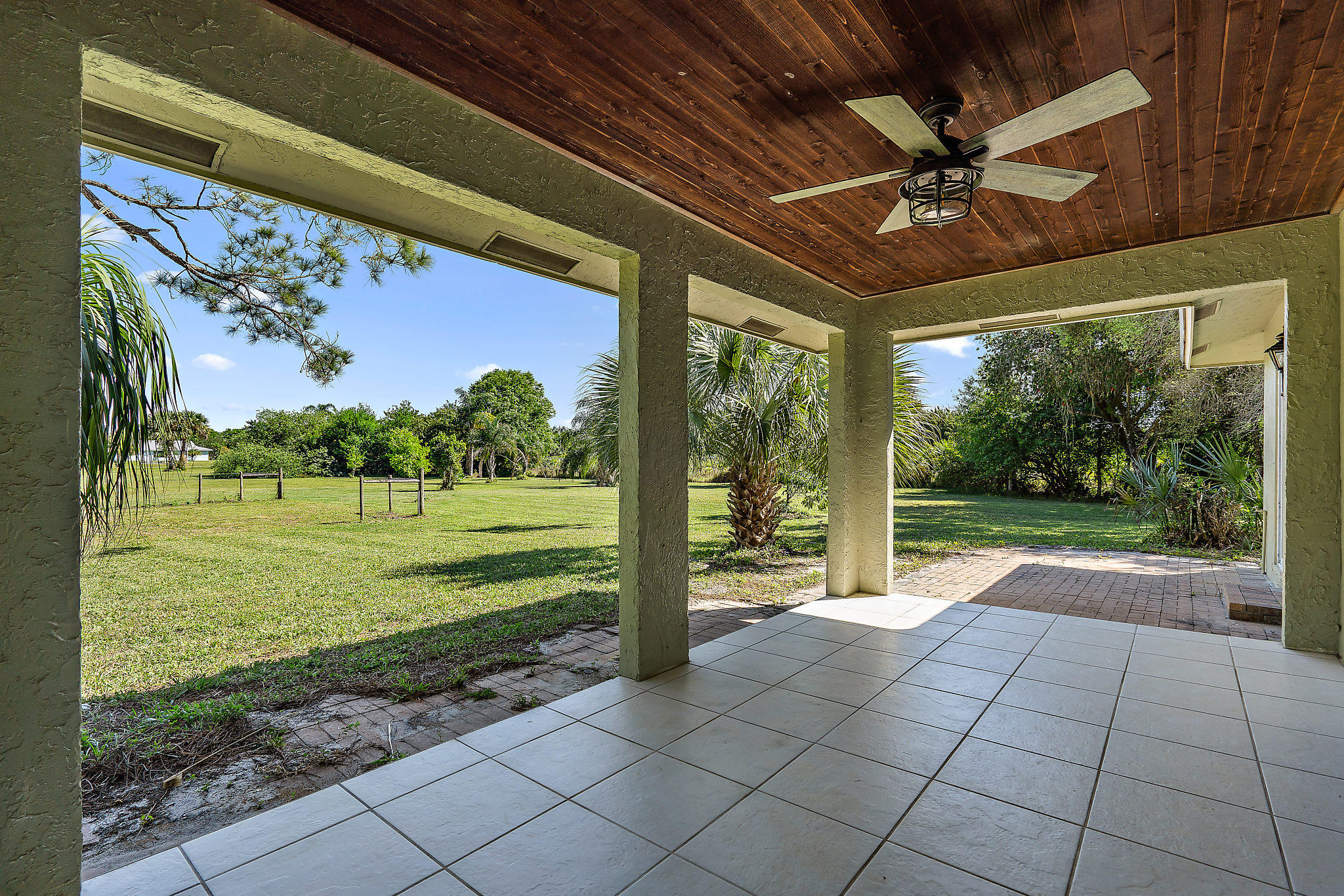 15832 Jupiter Farms Road Jupiter, FL 33478 - Photo 16 of 26 027-15832JupiterFarmsRd-Jupiter-FL-small
