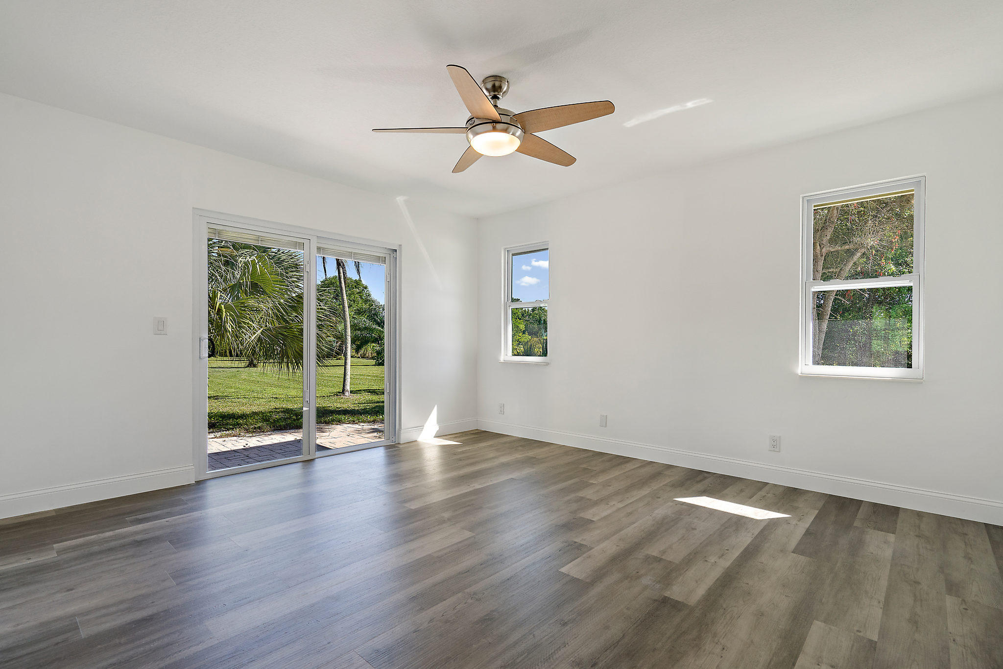 15832 Jupiter Farms Road Jupiter, FL 33478 - Photo 10 of 26 022-15832JupiterFarmsRd-Jupiter-FL-small