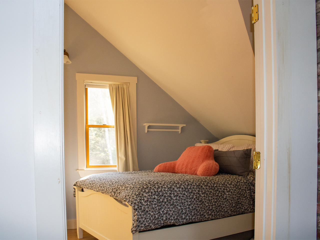 60 Fogler Road Bremen, ME 04551 - Photo 16 of 20 IMG_2516 adj