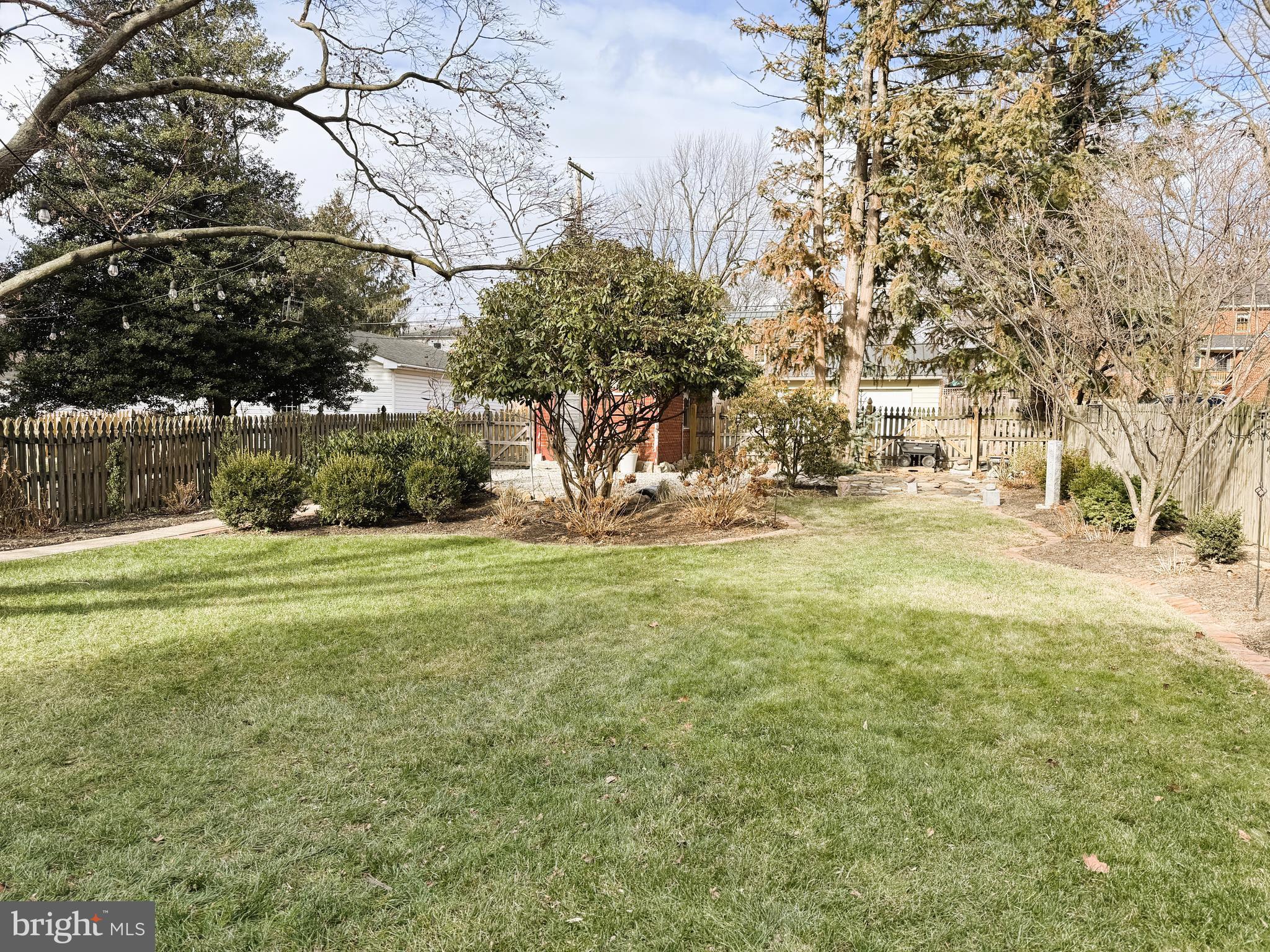 605 Fairview Avenue Frederick, MD 21701 - Photo 13 of 24