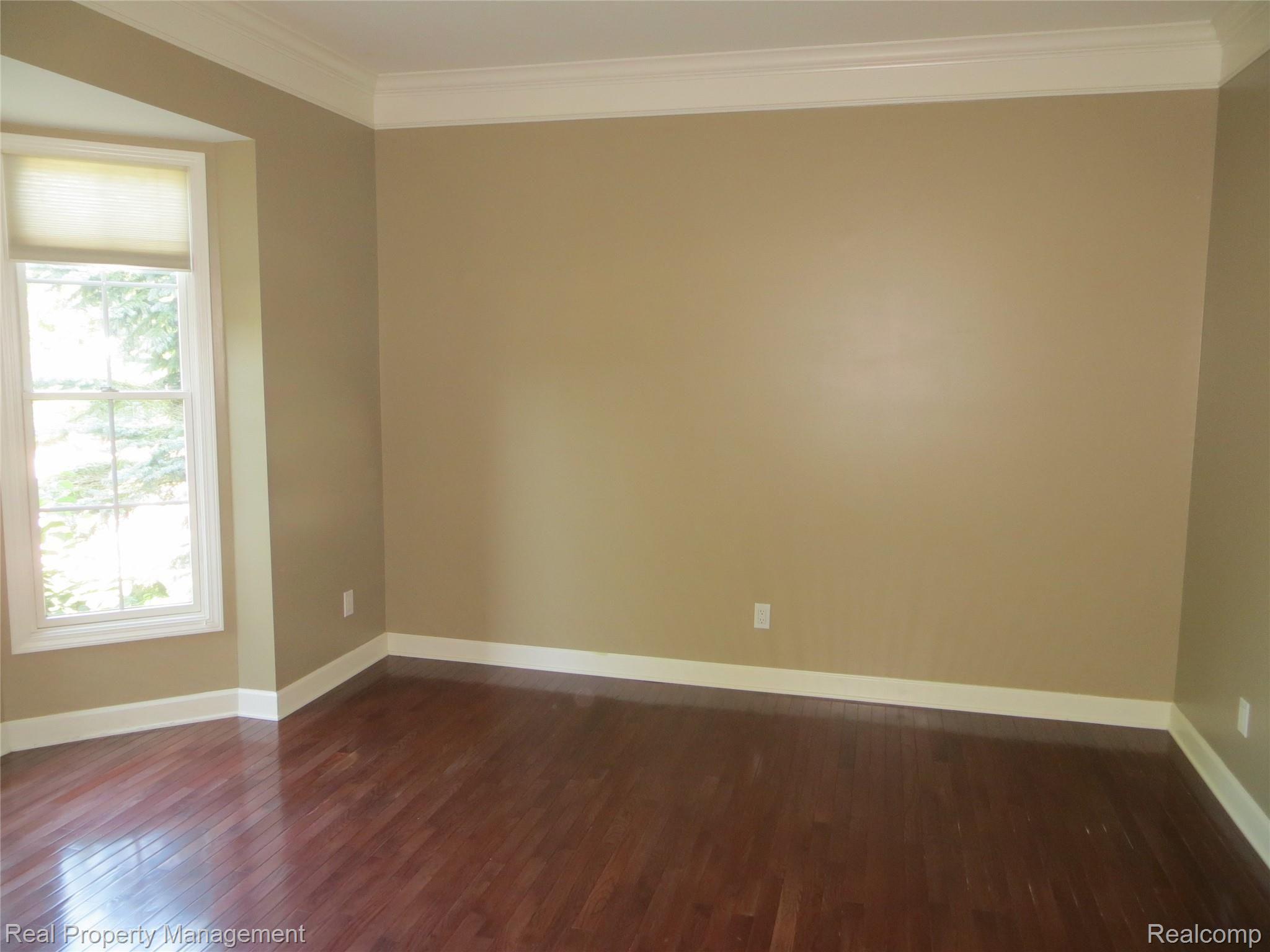 5650 Stonehaven Boulevard Rochester, MI 48306 - Photo 6 of 59 IMG_6624.JPG