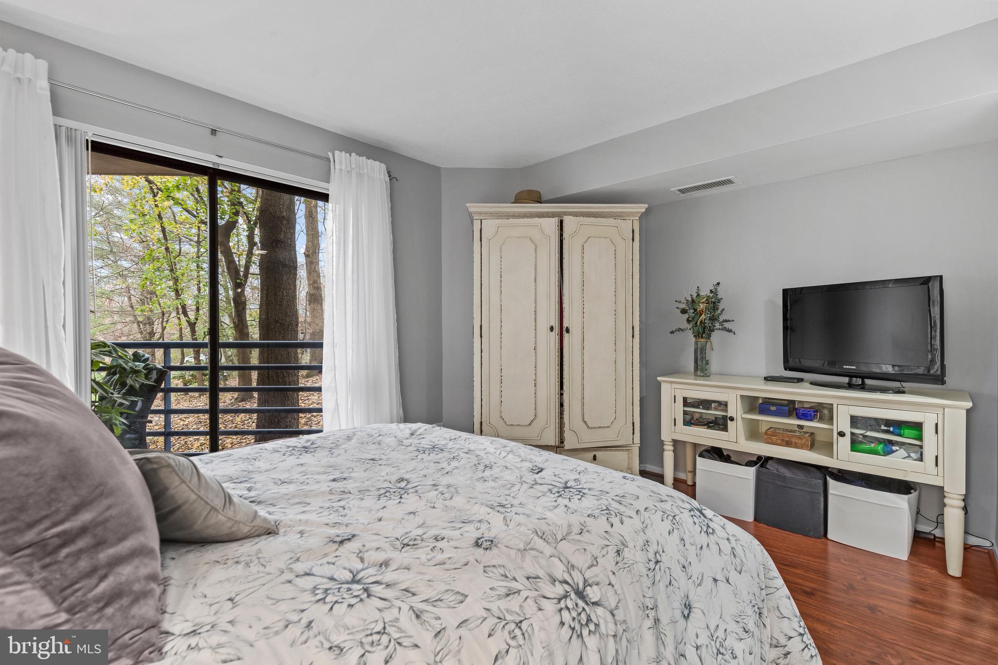 1951 Sagewood Lane, Unit 18 Reston, VA 20191 - Photo 14 of 34