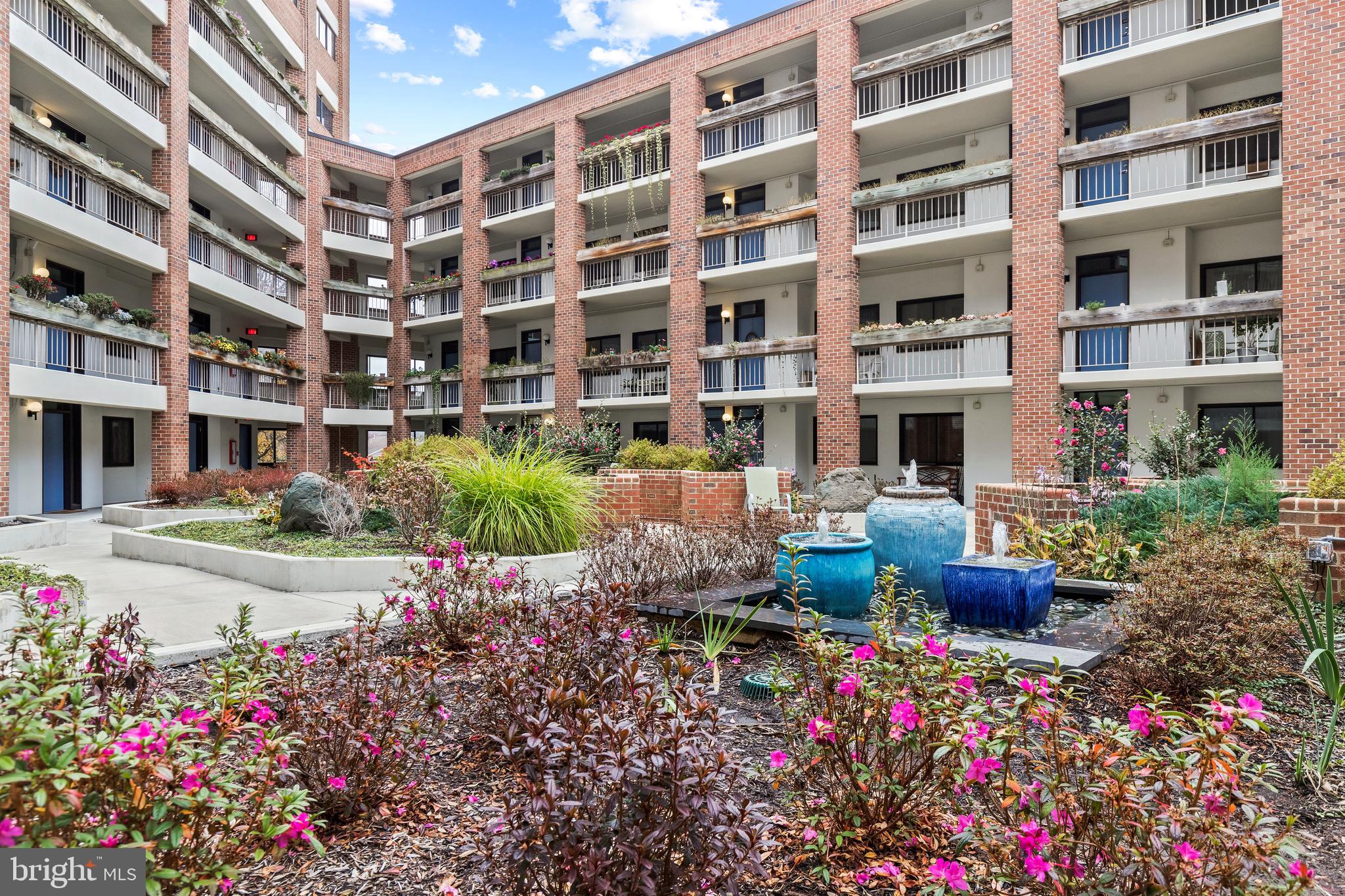 1951 Sagewood Lane, Unit 18 Reston, VA 20191 - Photo 23 of 34