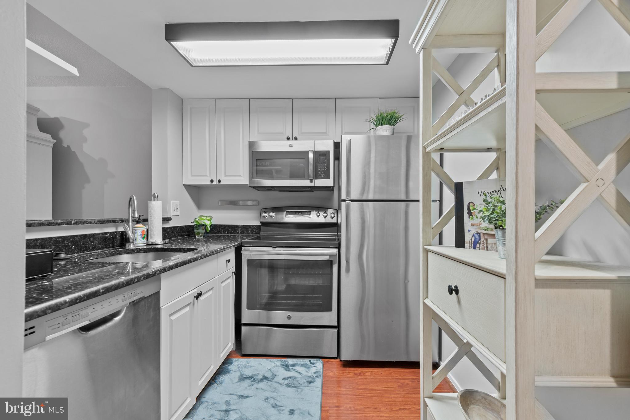 1951 Sagewood Lane, Unit 18 Reston, VA 20191 - Photo 7 of 34