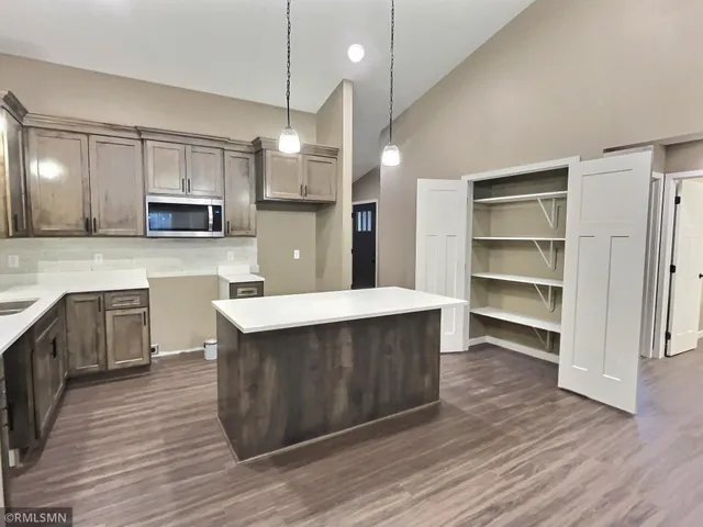 $364,900 | 412 5th Street Northwest, Maple Lake, MN 55358