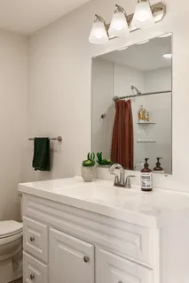 $719,000 | 11 Elbridge Lane, Unit 11, Marblehead, MA 01945