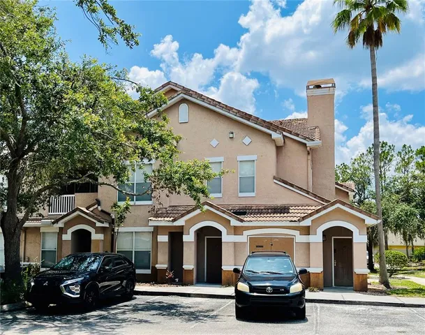 $140,000 | 17942 Villa Creek Drive, Unit 17942, Tampa, FL 33647