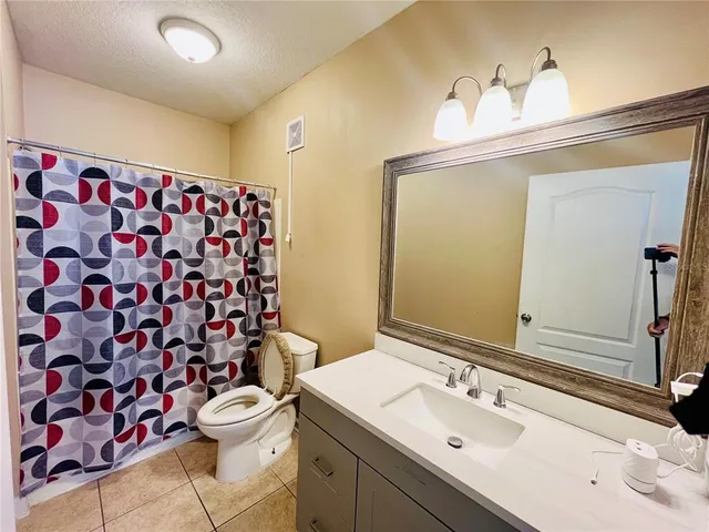 $140,000 | 17942 Villa Creek Drive, Unit 17942, Tampa, FL 33647